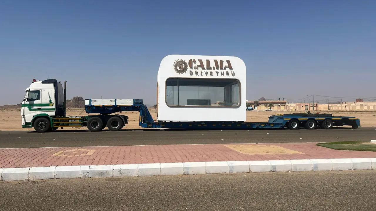نقل كبائن ومباني جاهزة على لوبد منخفض